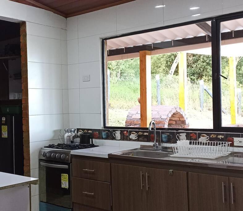 Hermosa Casa Campestre Moderna "Rancho La Marina" Chiquinquirá Esterno foto